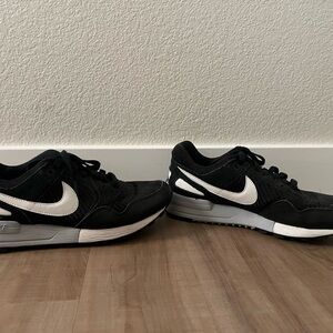 Nike Women’s Air Max